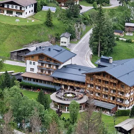 Kaerntnerhof Hotel 4*