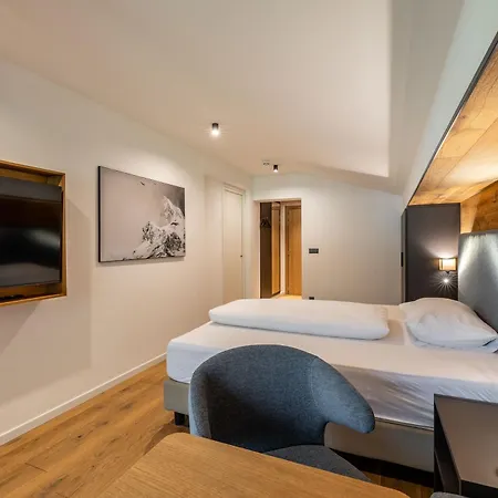 Hotel Kaerntnerhof 4*