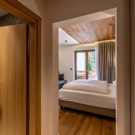 Hotel Kaerntnerhof 4*