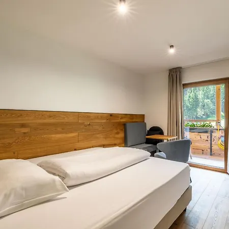 Kaerntnerhof Hotel 4*