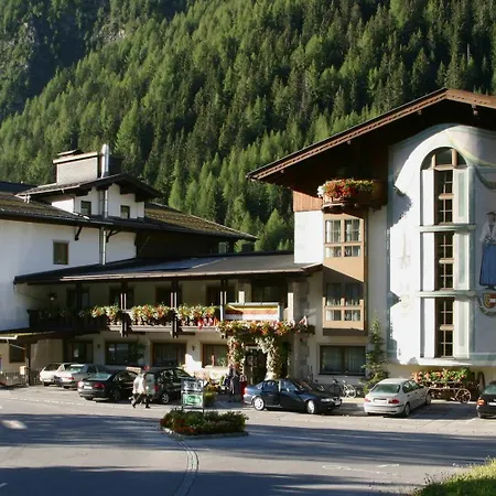 ホテル Kaerntnerhof By Keyone ハイリゲンブルート