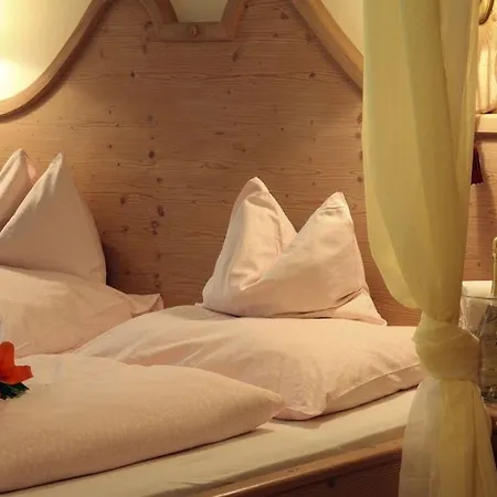 Hotel Kaerntnerhof 4*
