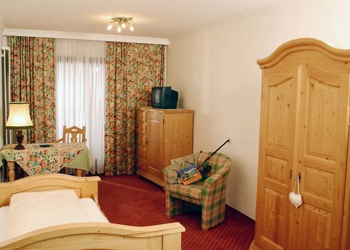 Otel Kaerntnerhof By Keyone 3*